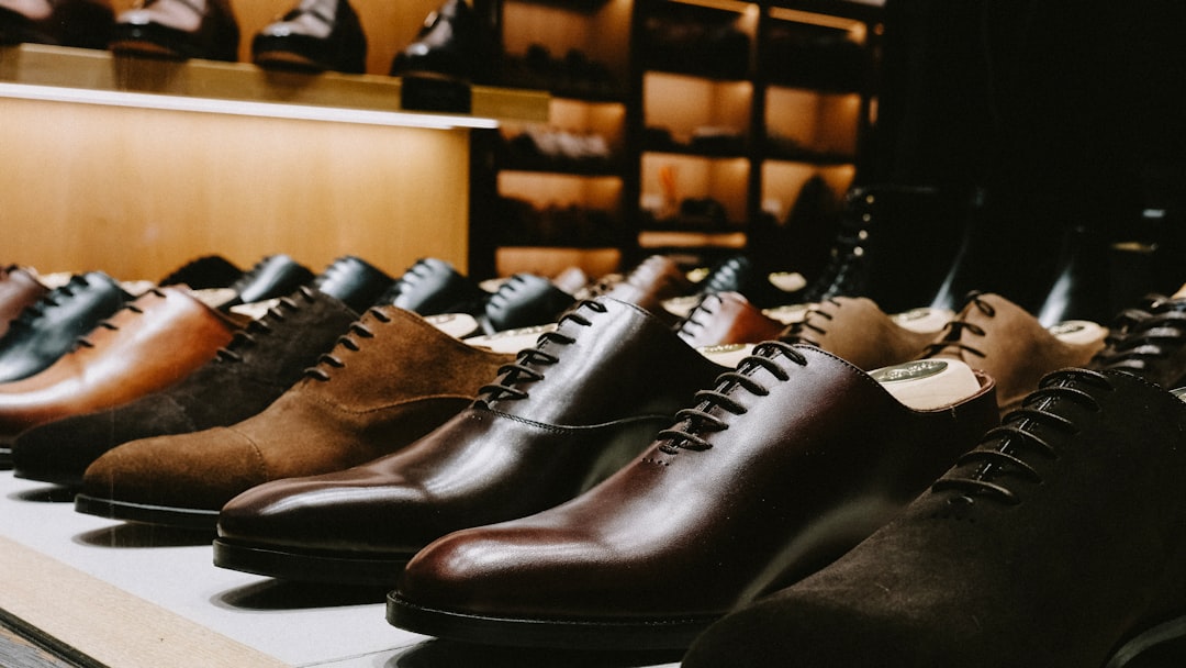 Seni Perawatan Sepatu di Shoeslab: Tips untuk Sepatu Tetap Prima